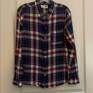 GAP Women’s Blue and Red Plaid Button Down Shirt
